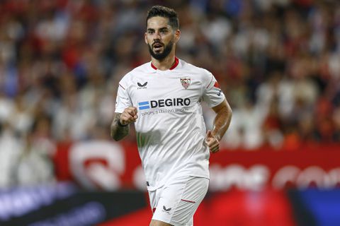 Sevilla set to terminate Isco’s contract after only four months