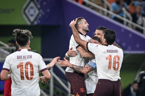 Man City players celebrating their goal || Credit: Imago