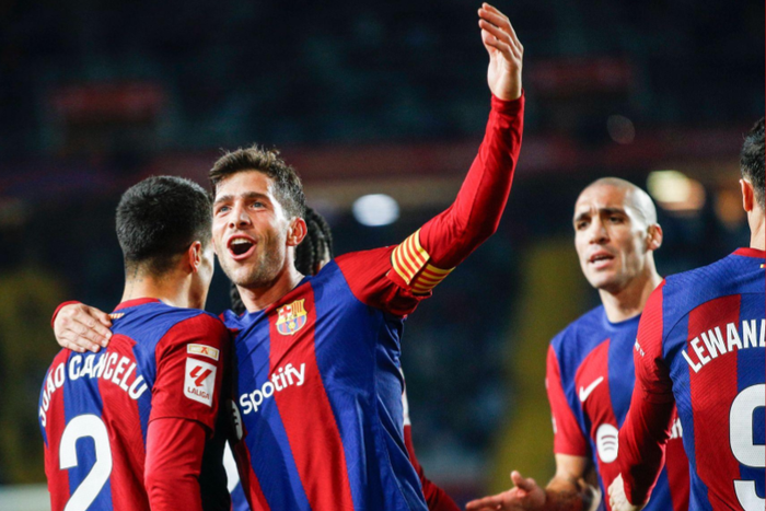 Sergi Roberto of FC Barcelona celebrates a goal during the La Liga EA Sports Match match between FC Barcelona v UD Almeria at Estadi Olimpic Lluis Companys in Barcelona, Spain, on December 20th, 2023. || Image credit: Imago