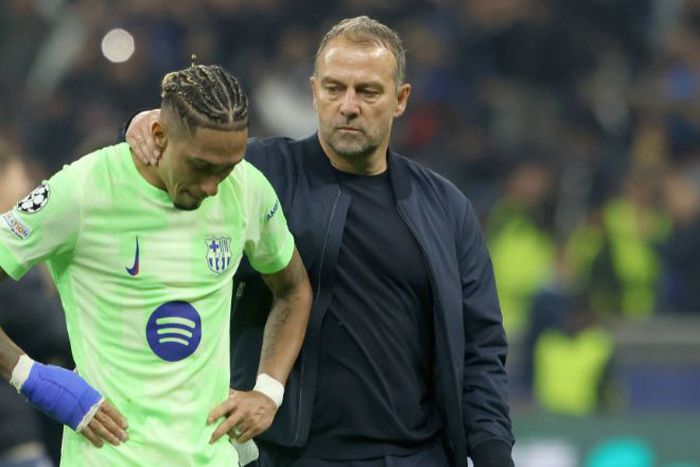 Hansi Flick and Raphinha || Image credit: Imago