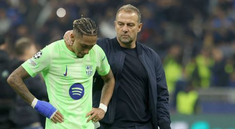 Hansi Flick and Raphinha || Image credit: Imago