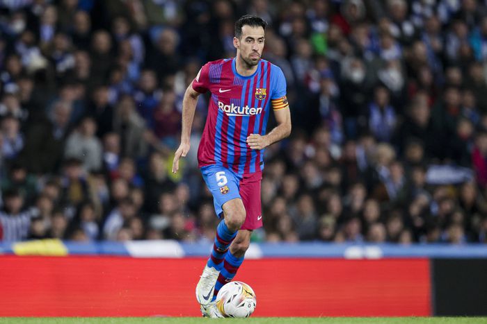 Sergio Busquet future at Barcelona uncertain amid financial issues