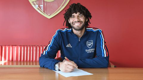 Mohamed Elneny signs contract extension with Arsenal