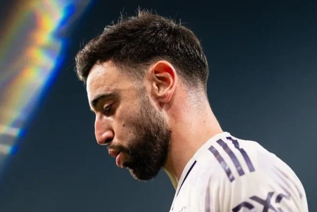 Bournemouth 2-2 Man United: Maguire red card and two penalties gift — Frustrated Fernandes fumes