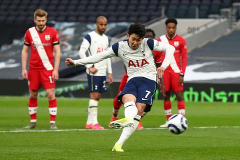 Son gives Spurs winning start to life after Mourinho