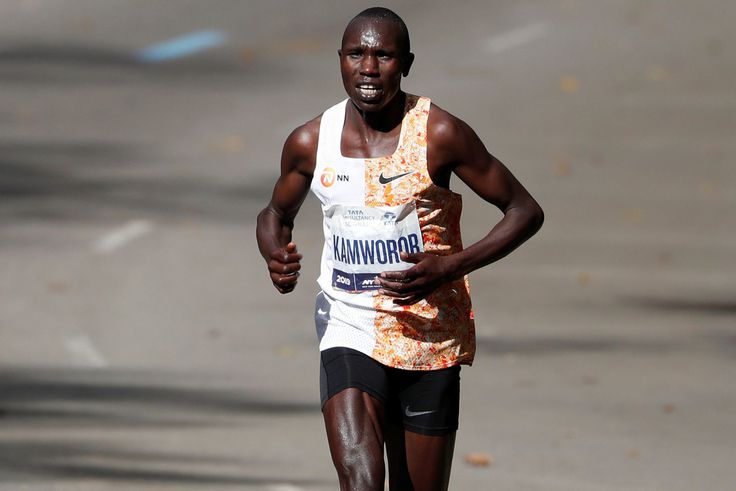 Geoffrey Kamworor in action at a past race.