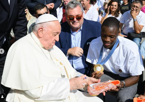 Letsile Tebogo and Pope Francis