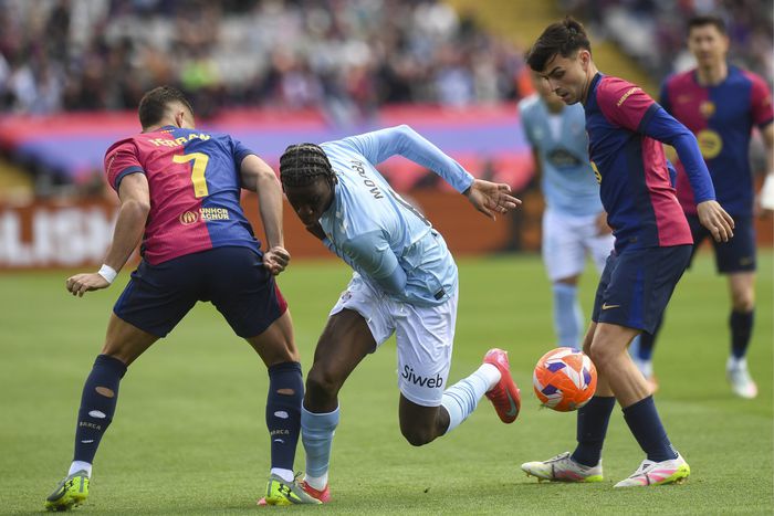Barcelona vs Celta Vigo in La Liga action