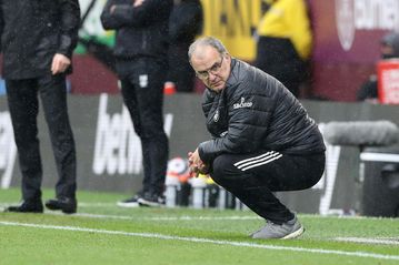 Bielsa waits for final whistle to decide on new Leeds deal