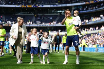 Mason plays down 'Kane goodbye wave'