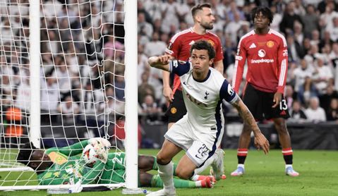 Europa League: Arsenal in mourning as Tottenham claim European trophy with victory over Man United