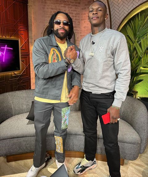 With hosts Andrew Schulz and Akaash Singh, the 33-year-old Adesanya has time to talk about a range of subjects.