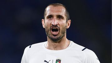 Juventus legend Chiellini calls 25-year-old Serie A winner 'best defender in the world'