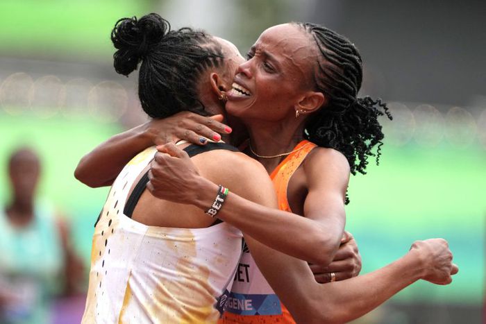 Beatrice Chebet and Gudaf Tsegay