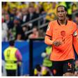Klopp defends Van Dijk