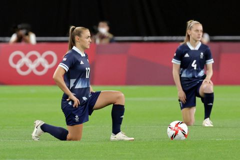 USA women thumped while Dutch score 10 in Olympic football