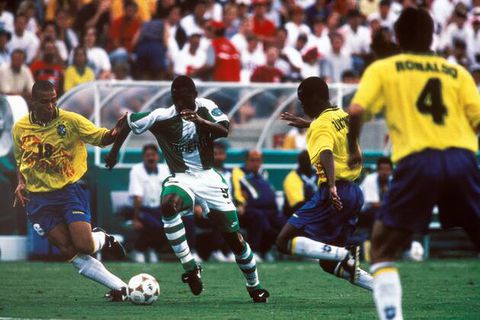 Teslim Fatusi playing against Brazil at the 1996 Olympic Games | Imago