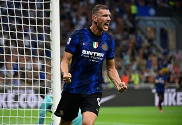 Inter Milan open title defence with Genoa thumping