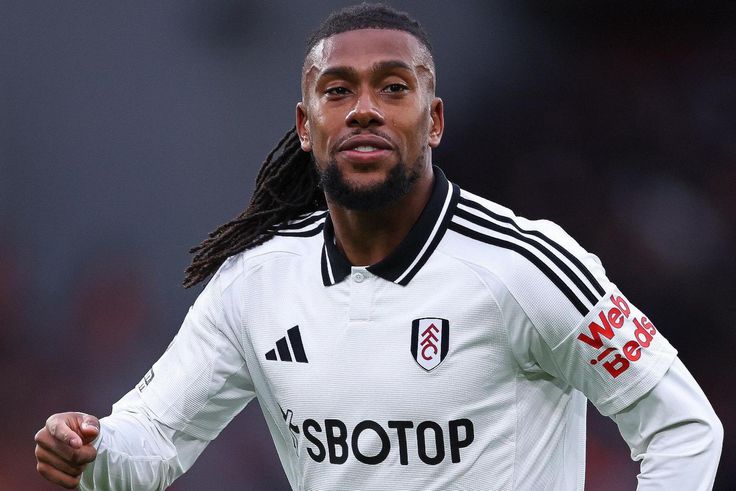 Alex Iwobi ready to convince Arsenal star to join Fulham before transfer deadline