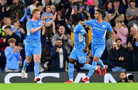 Holders Man City hit six, Liverpool cruise in League Cup