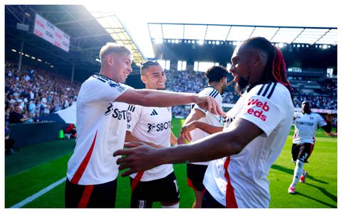 Iwobi helps Fulham hand first defeat of the season to Newcastle