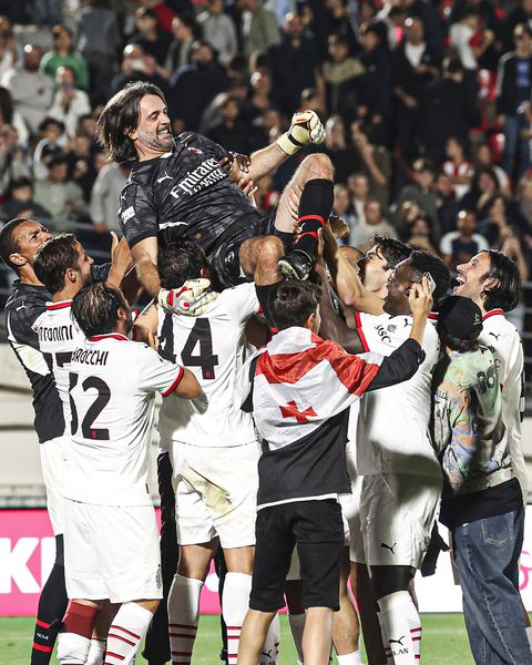 In a friendly encounter, Kaka was the standout player as AC Milan legends won 5-3 on penalties. against Team Georgia select.