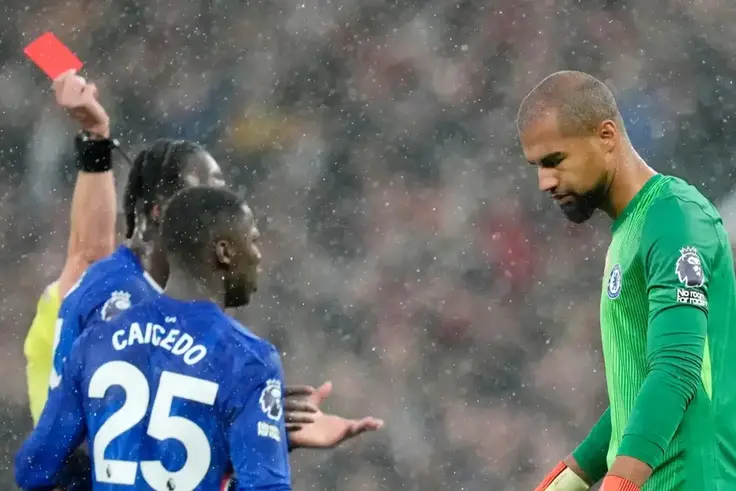 Please forgive me - Sanchez apologises to Chelsea fans after Red card in Man Utd clash