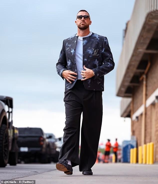 Travis Kelce in a $5000 jacket | Daily Mail