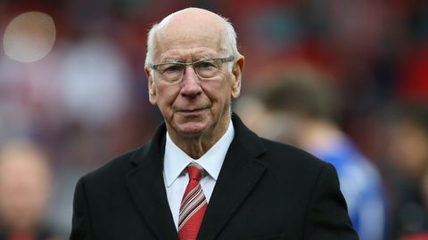 Bobby Charlton: Manchester United and England legend dies aged 86