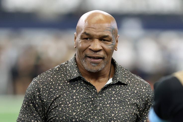 'Going to f**k him up' - Legendary boxer Mike Tyson warns Jake Paul ahead of highly-anticipated bout