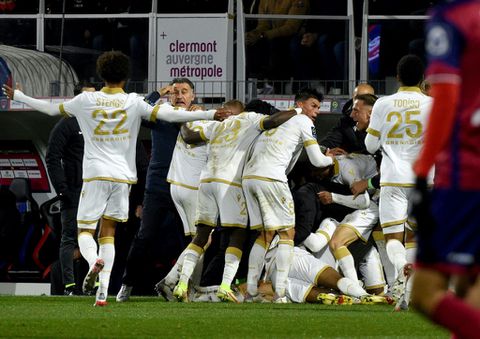 Lyon-Marseille match abandoned after Payet struck by bottle