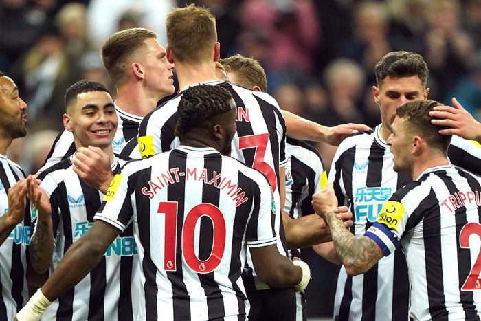Newcastle United defeated Bournemouth 1-0 to advance to the quarter-final of the Carabao Cup