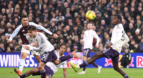 Rogers' Double Secures Aston Villa Win Over Man United; Fernandes Injured