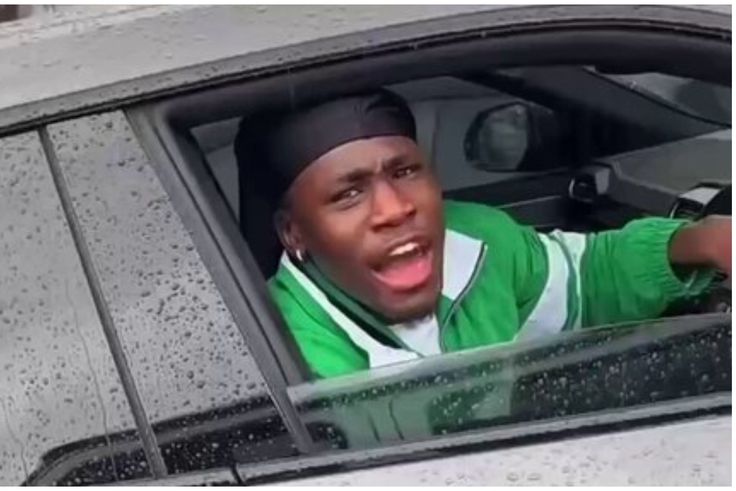 Nigerians drag Bassey for singing old anthem 'Arise O Compatriots'