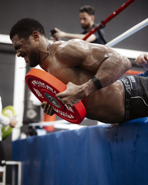 Anthony Joshua vs Francis Ngannou: Nigerian boxer sends Cameroon MMA star  message - Pulse Sports Nigeria