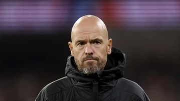 Ten Hag suffers huge blow as Manchester United lose key player for rest of season