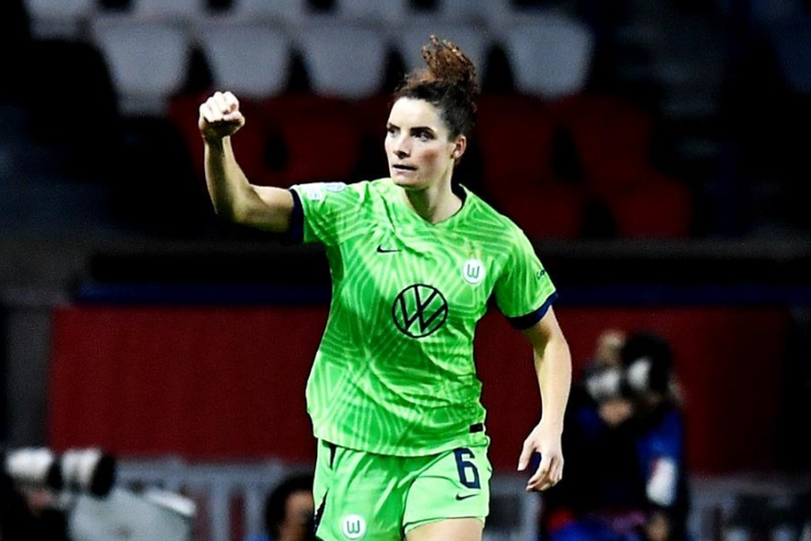 Wolfsburg beat 10-woman PSG at the Parc des Princes