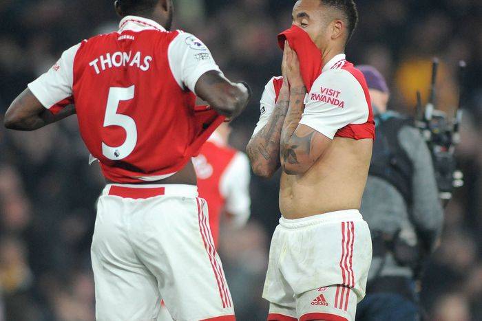 Thomas Partey and Gabriel Jesus look dejected against Southampton
