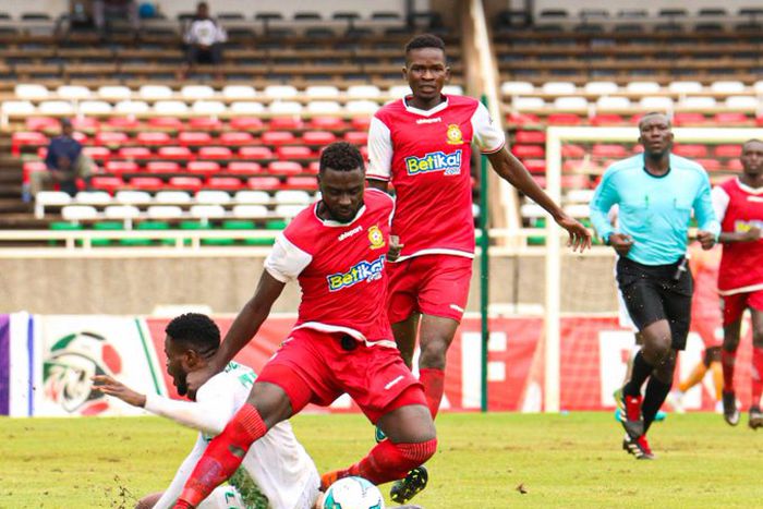 Kenya Police defender Musa Mohamed in action against Gor Mahia.