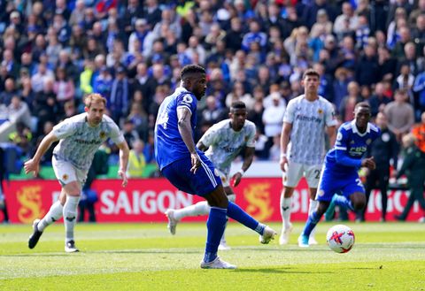 Iheanacho inspires Leicester to comeback win over Wolves