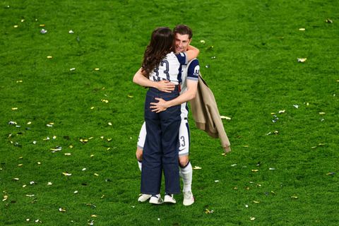 Ben Davies, who celebrated with his wife, Emily || Getty