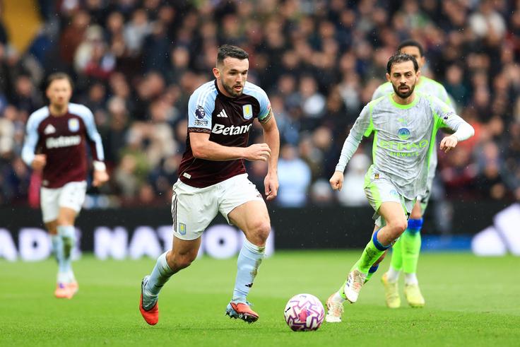 Manchester City vs Aston Villa in Premier League action