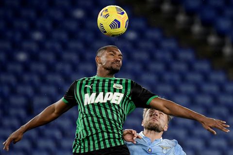 Shakhtar Donetsk signs Brazilian defender Marlon