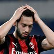 Calhanoglu completes short move across Milan to Inter