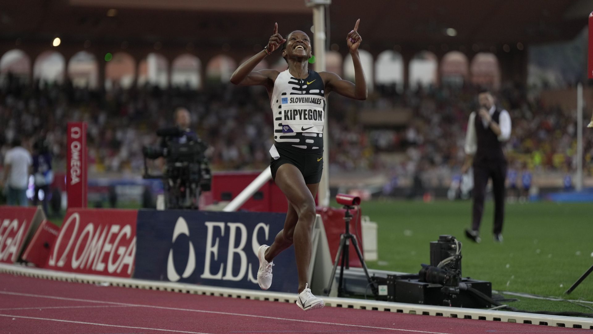 How Much Has Faith Kipyegon Earned From Smashing Three World Records In ...