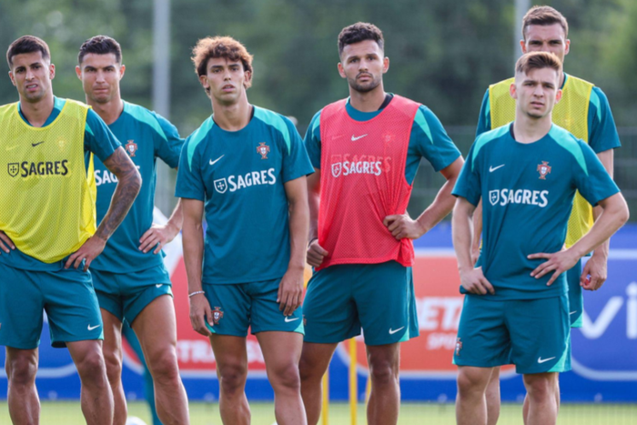 Portuguese players during a training session || Image credit: Imago