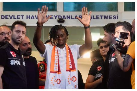 Ex-Chelsea midfielder takes step to play for Super Eagles