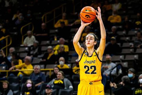 Caitlin Clark playing for Iowa | Imago