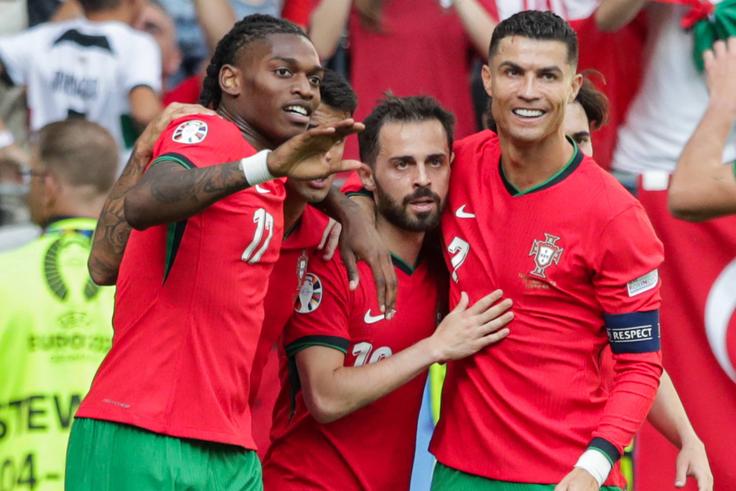 Rafael Leao alongside Portugal teammates Bernardo Silva and Cristiano Ronaldo | Imago