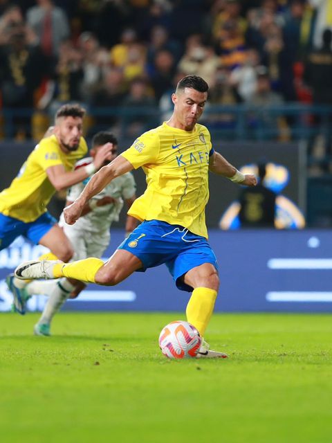 Cristiano Ronaldo-inspired Al Nassr humiliate Steven Gerrard to close ...